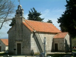 Crkva sv. Luke u Kučićima